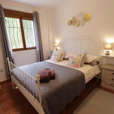 Villa Wonderful Villa, Heated Pool, Near Beautiful Town