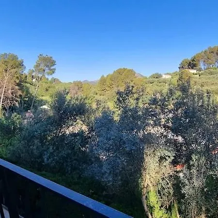 Vila Wonderful Villa, Heated Pool, Near Beautiful Town Alboy