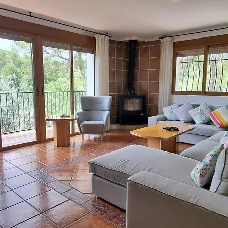 Wonderful Villa, Heated Pool, Near Beautiful Town * Alboy